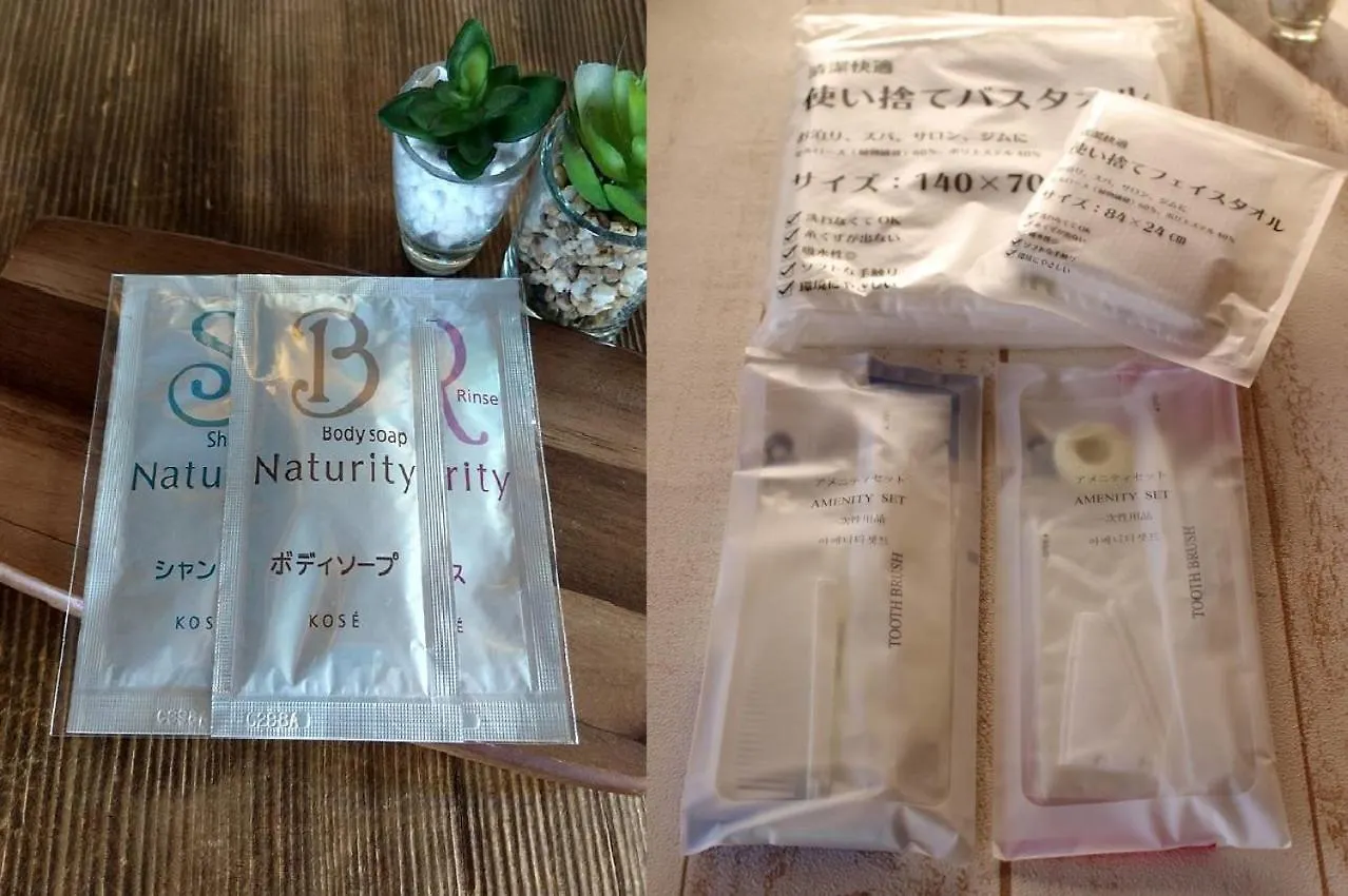 *** Bed & Breakfast カフェロッジ Touch Wood Biei Japan